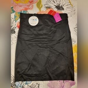 NWT Spanx Ladies Smart Grip Slip